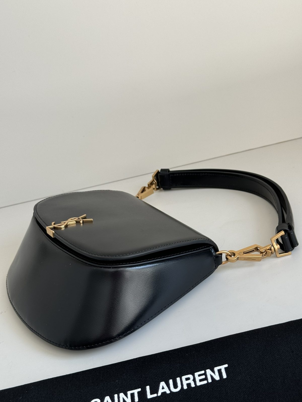 Yves Saint Laurent Voltaire Top Handle Bag - Image 6