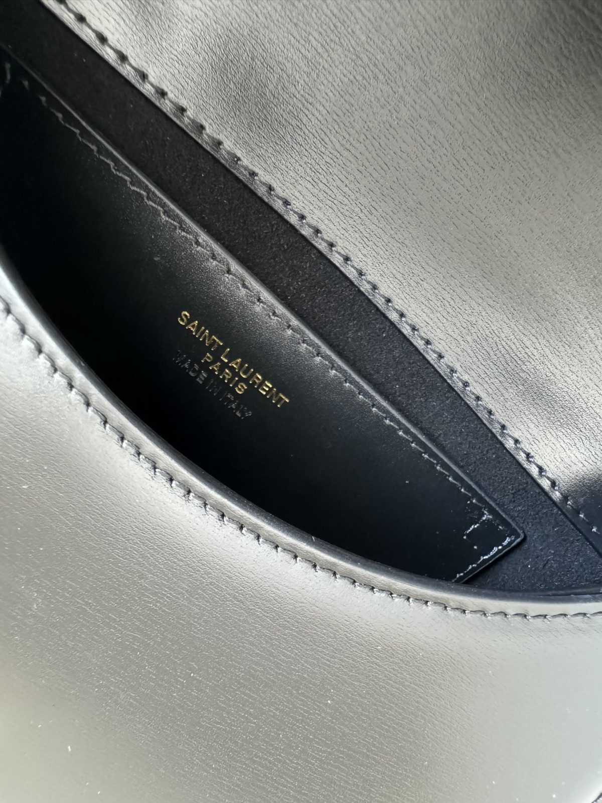 Yves Saint Laurent Voltaire Top Handle Bag - Image 9