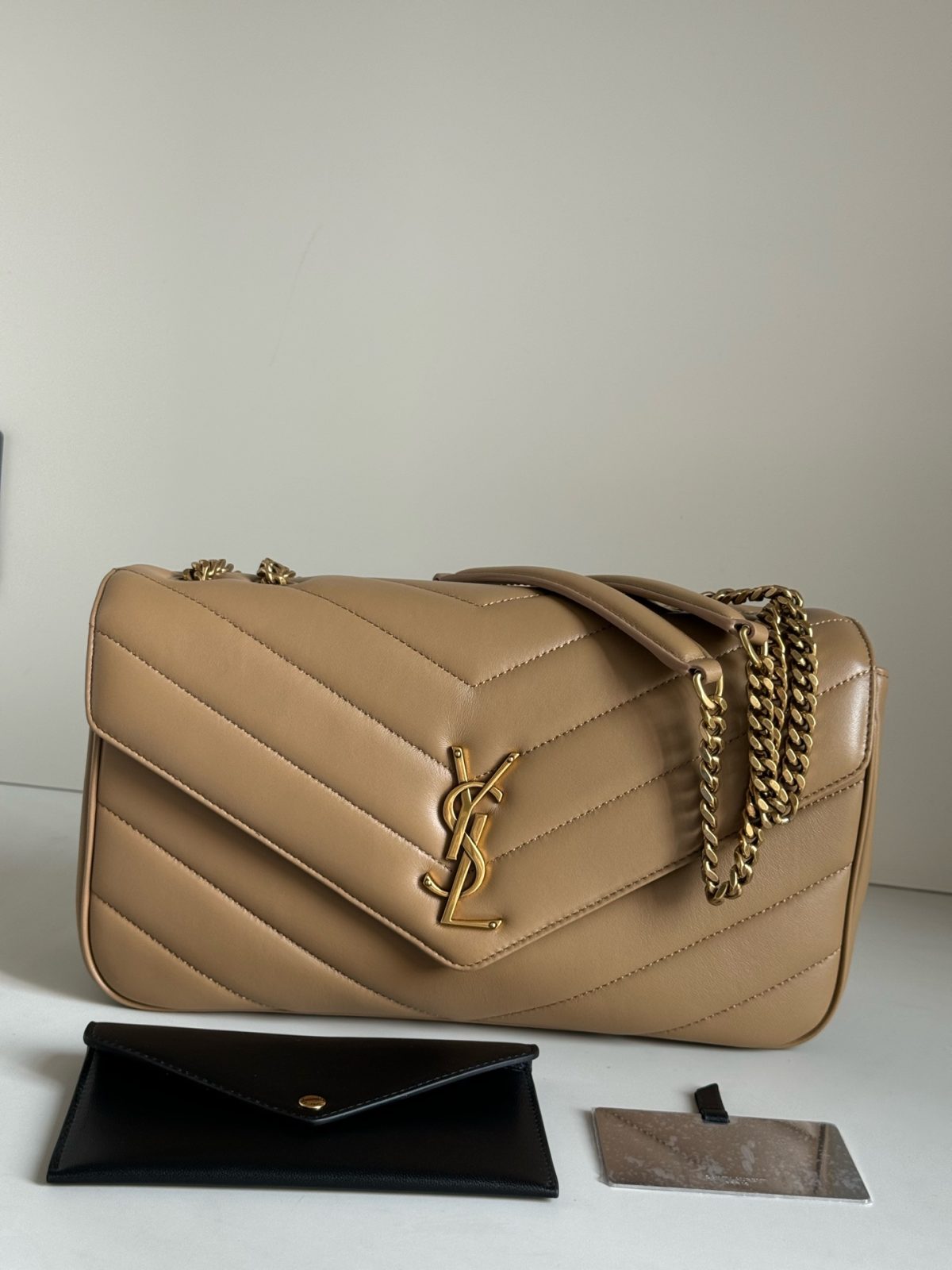 Yves Saint Laurent LouLou Medium Chain Bag - Image 1