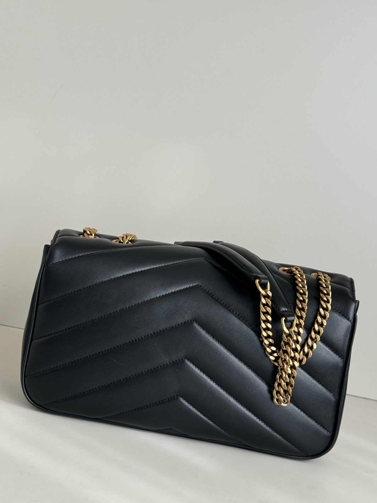 Yves Saint Laurent LouLou Medium Chain Bag - Image 3