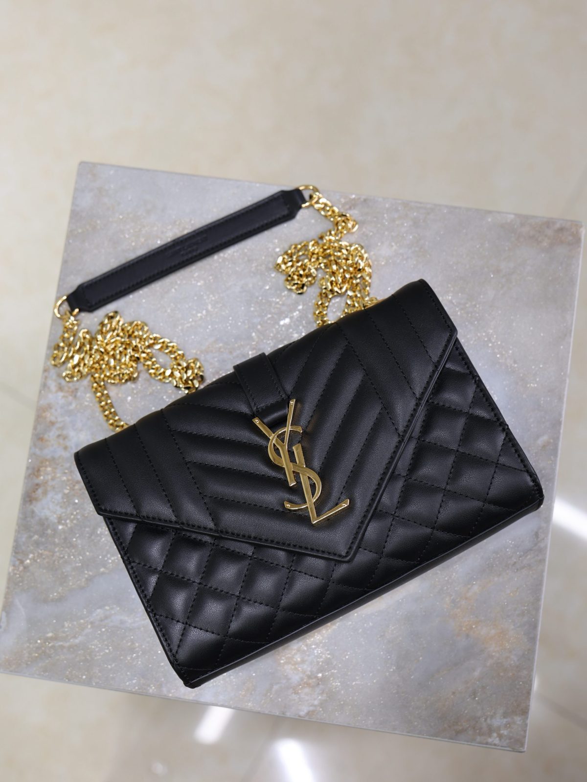 Yves Saint Laurent Envelope Small Bag - Image 4