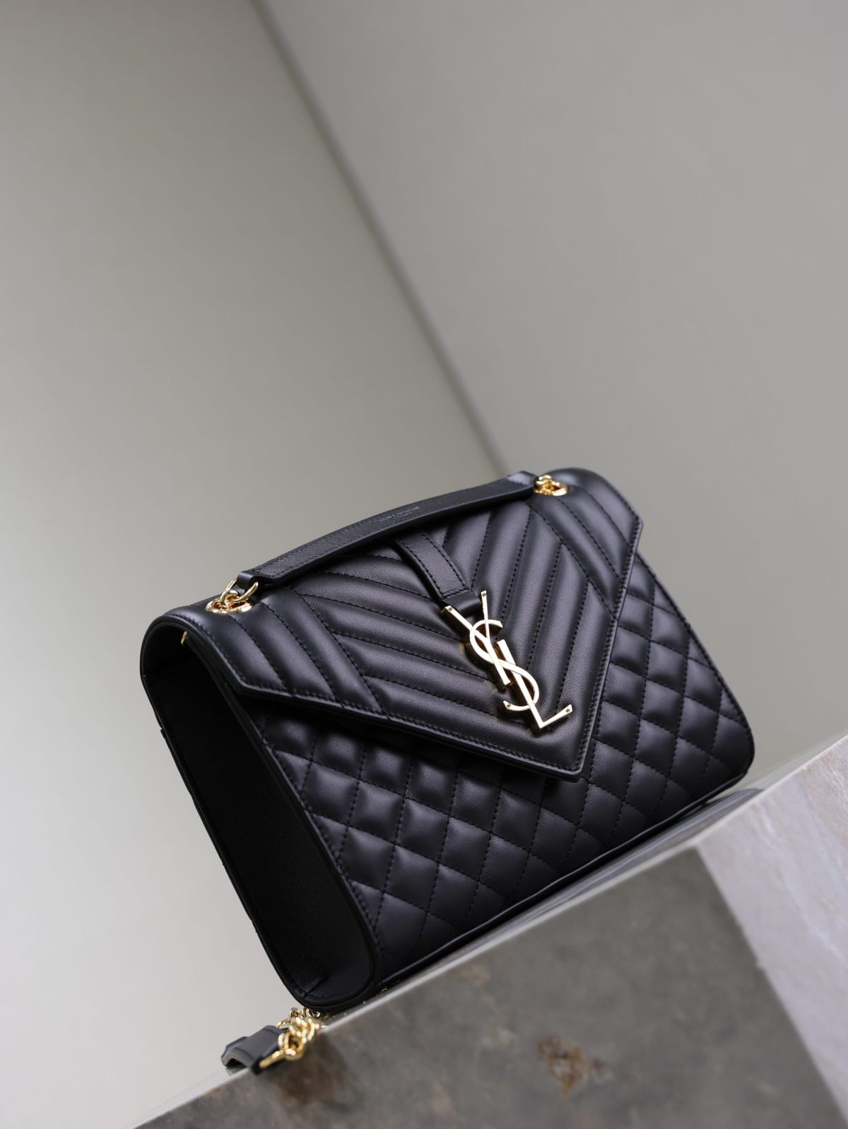 Yves Saint Laurent Envelope Medium Bag - Image 2