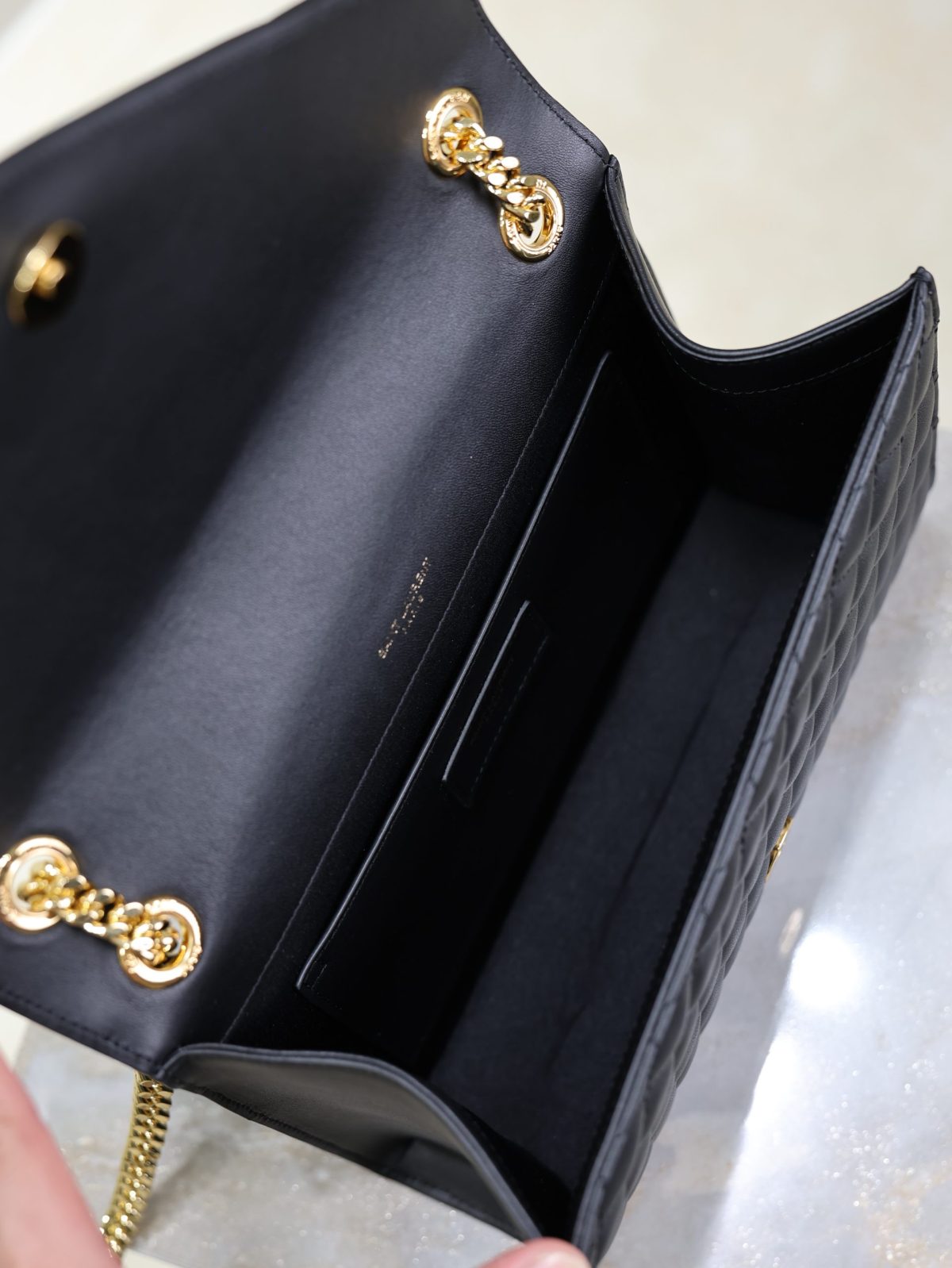 Yves Saint Laurent Envelope Medium Bag - Image 9