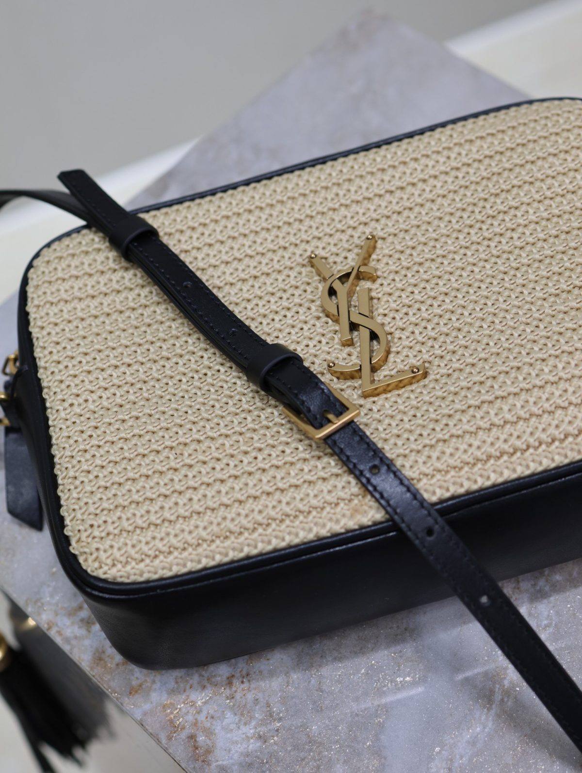 Yves Saint Laurent Lou Camera bag - Image 3