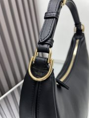 Fendi Graphy Medium Hobo Bag - Image 5