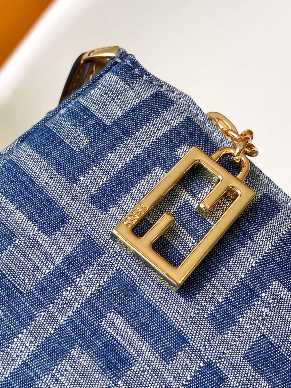 Fendi Crossbody Bag - Image 8