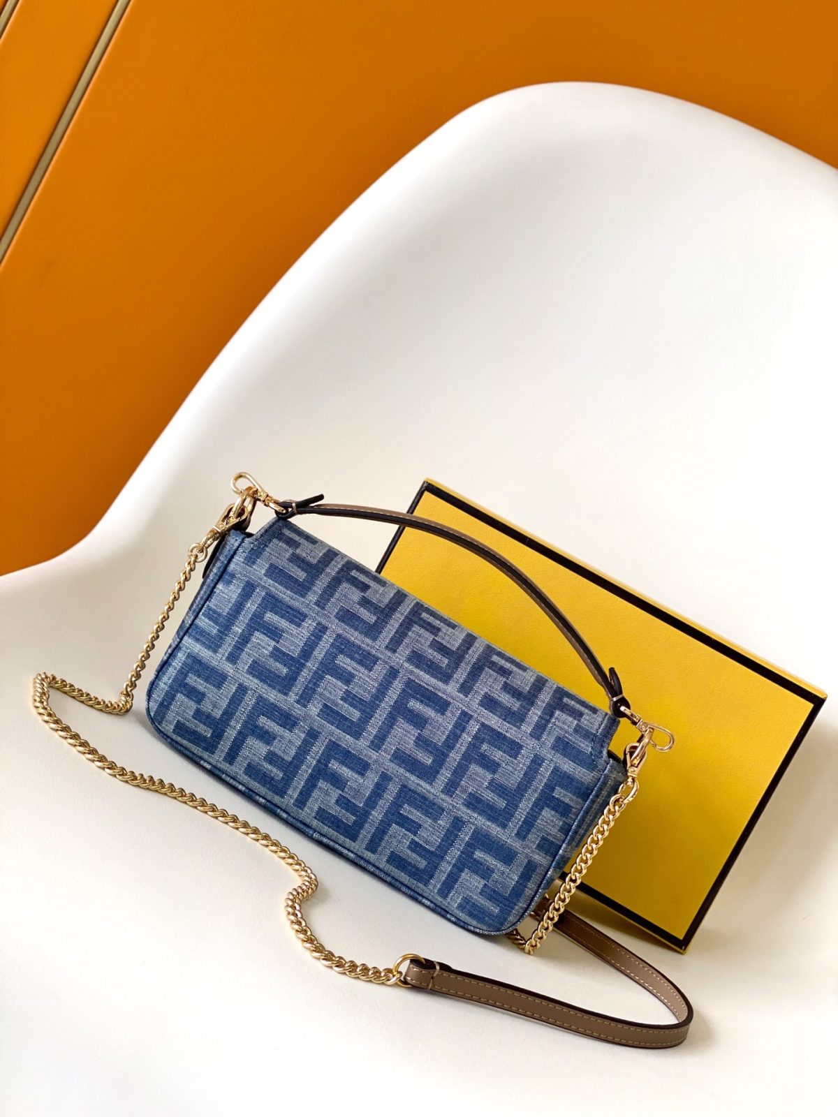 Fendi Baguette Small Bag - Image 4