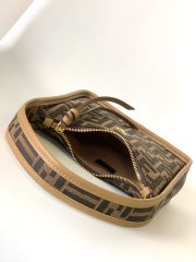 Fendi Hobo Bag - Image 5
