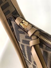 Fendi Hobo Bag - Image 7