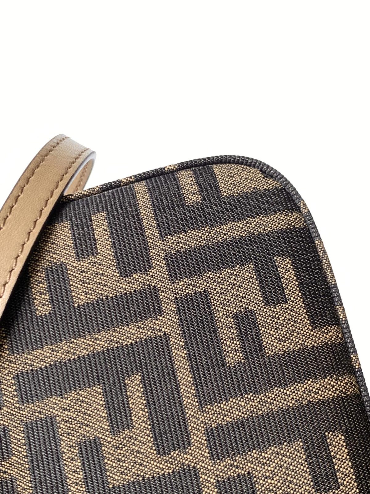 Fendi Crossbody Bag - Image 7
