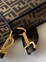 Fendi Baguette Medium Bag - Image 5