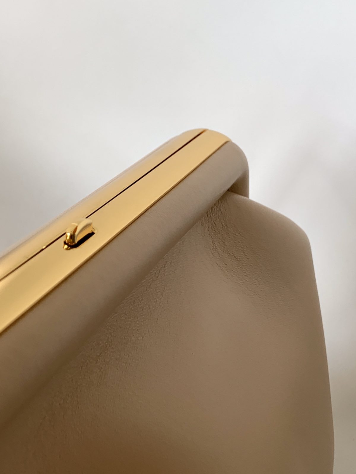 Fendi First Medium Bag - Image 6