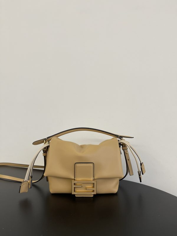 Fendi Mamma Baguette Small Bag