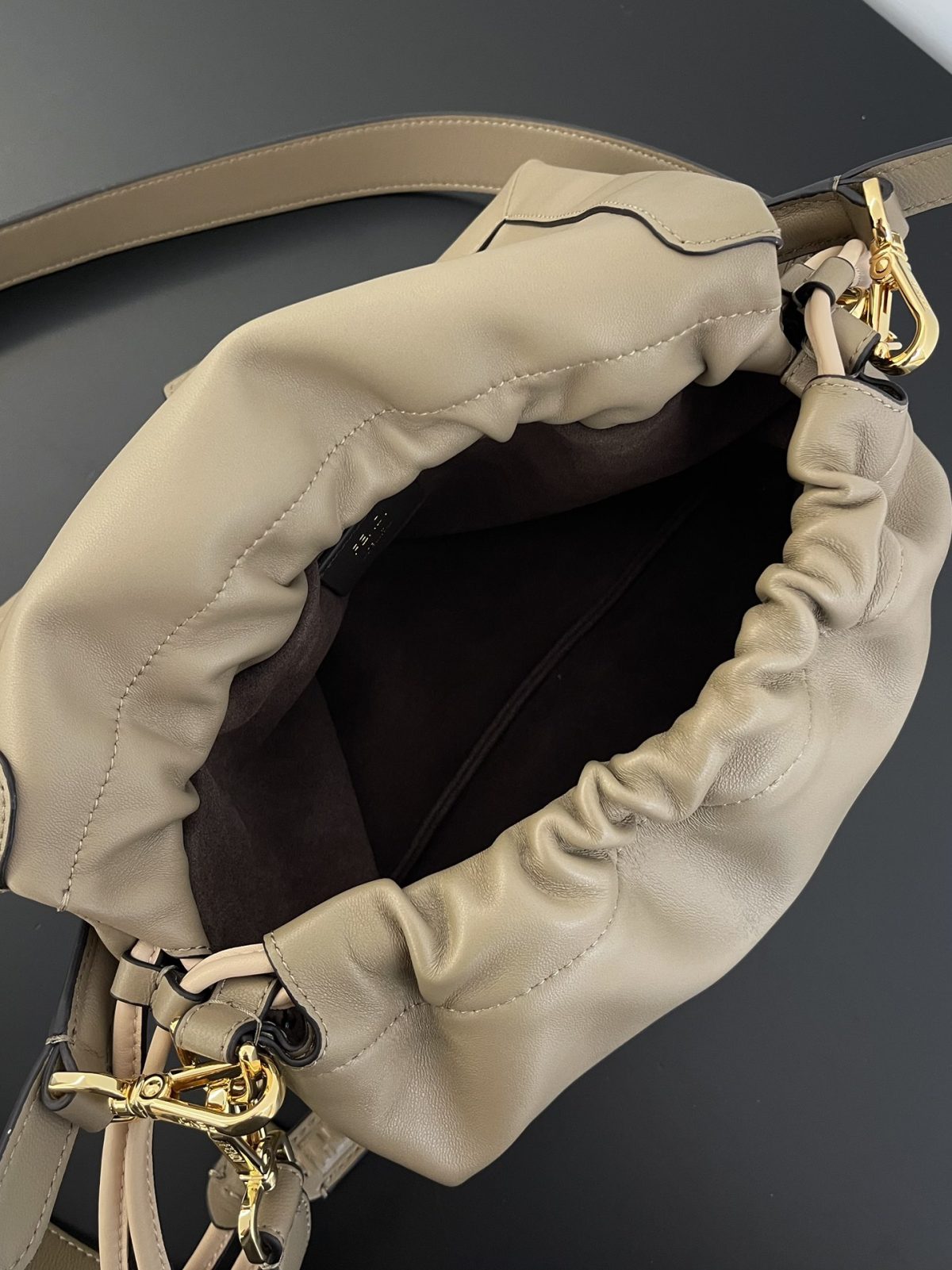 Fendi Mamma Baguette Medium Bag - Image 8