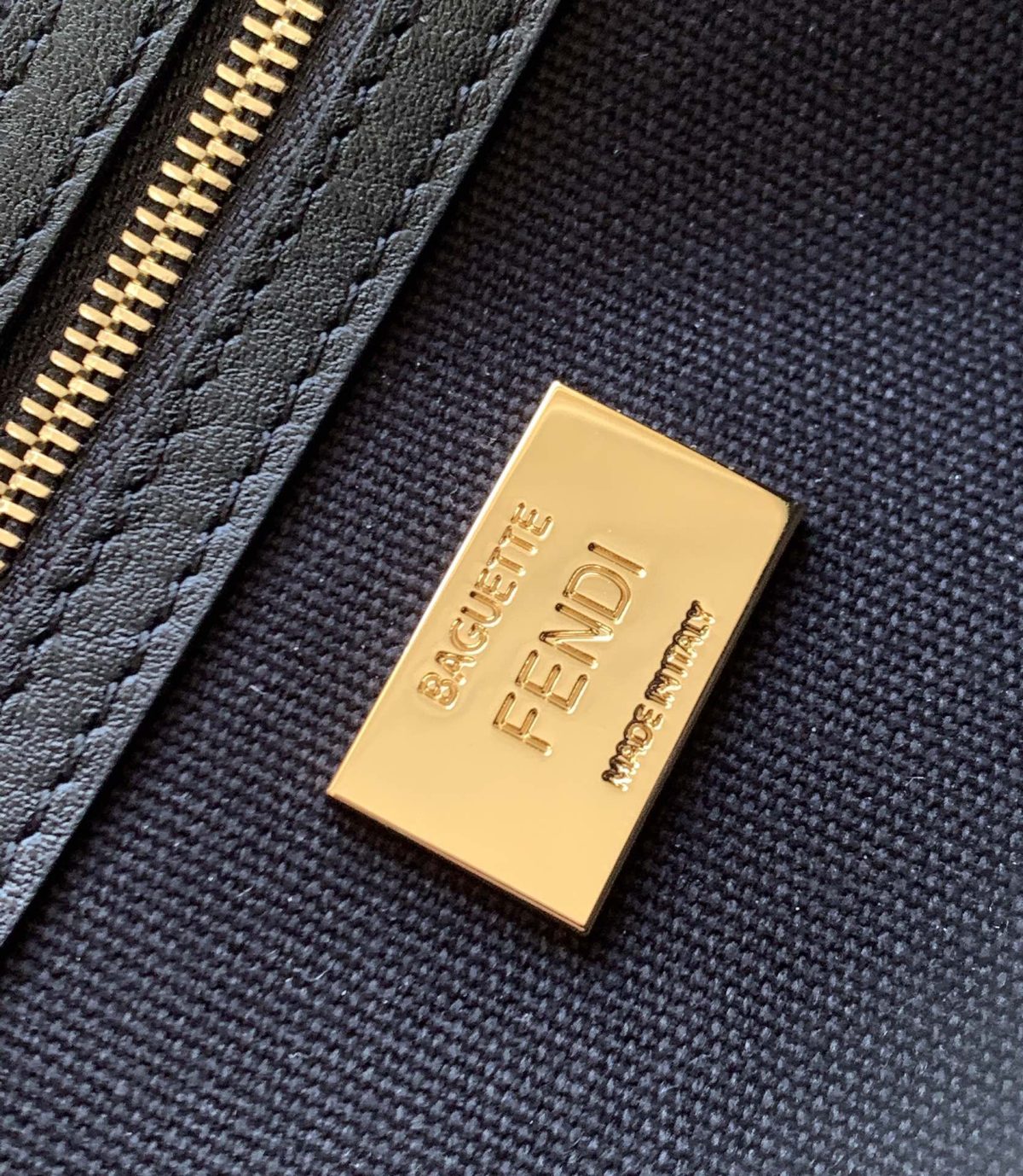 Fendi Baguette Medium Bag - Image 9