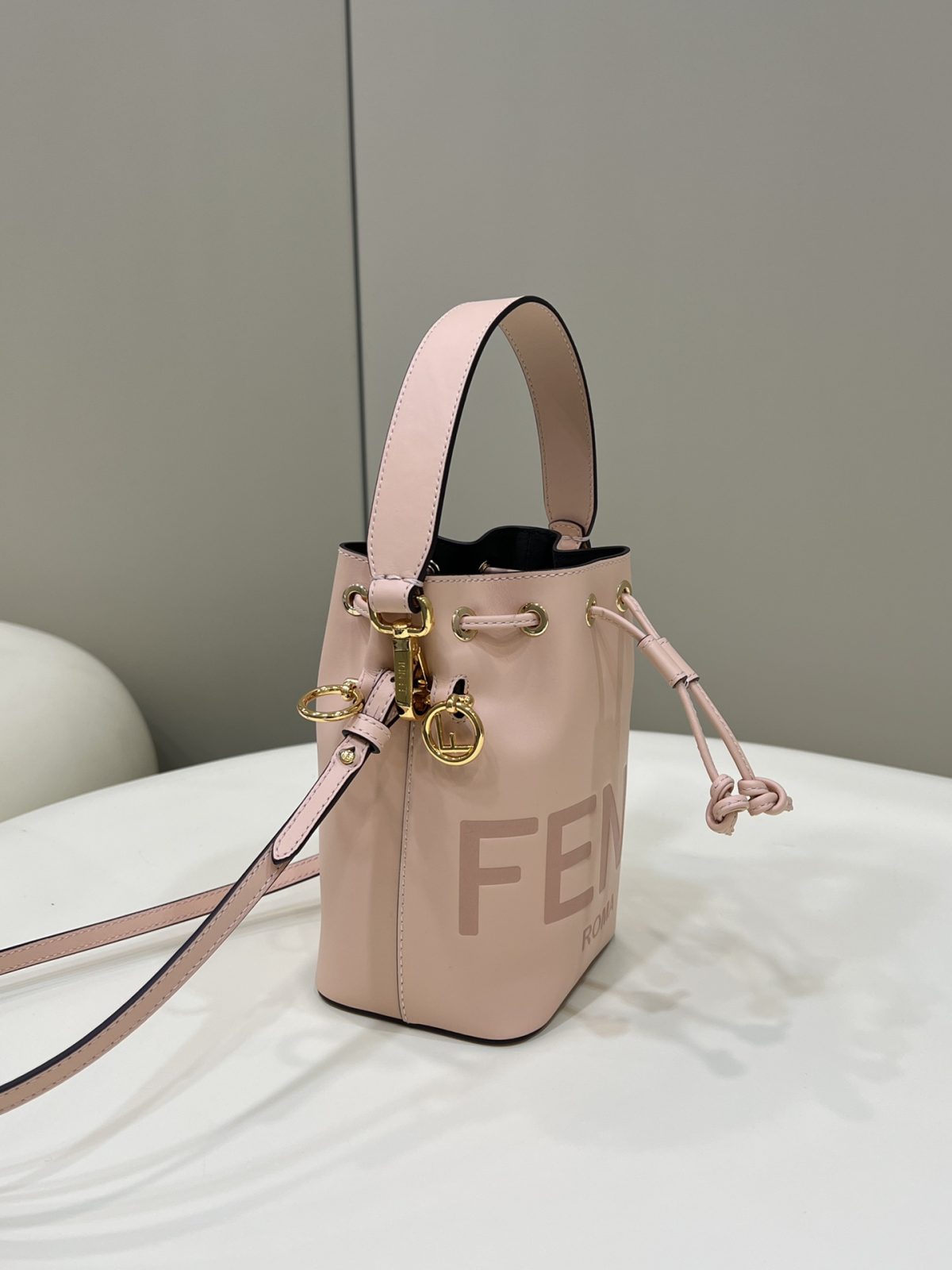 Fendi Mon Tresor Mini Bucket Bag - Image 3