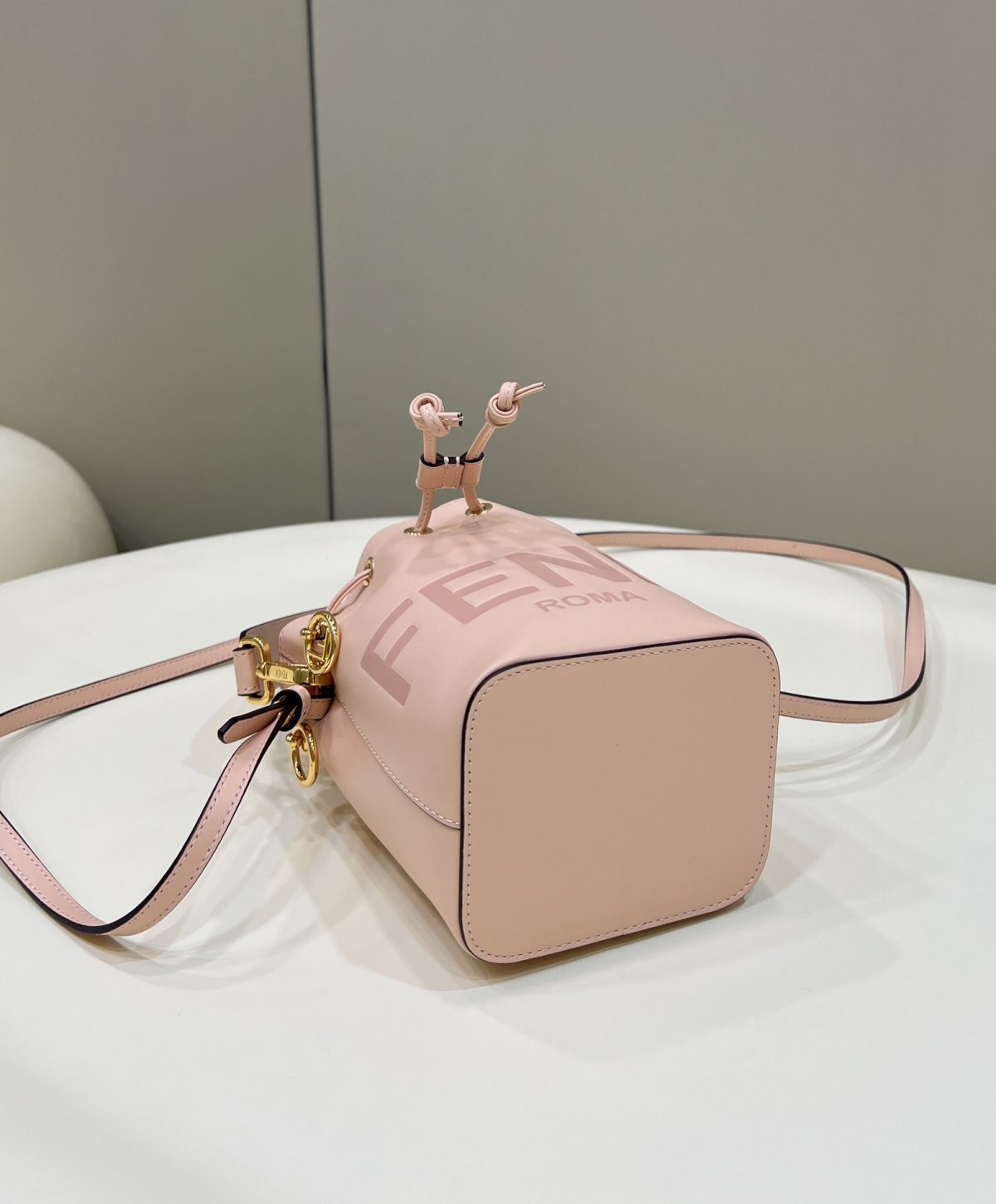 Fendi Mon Tresor Mini Bucket Bag - Image 5