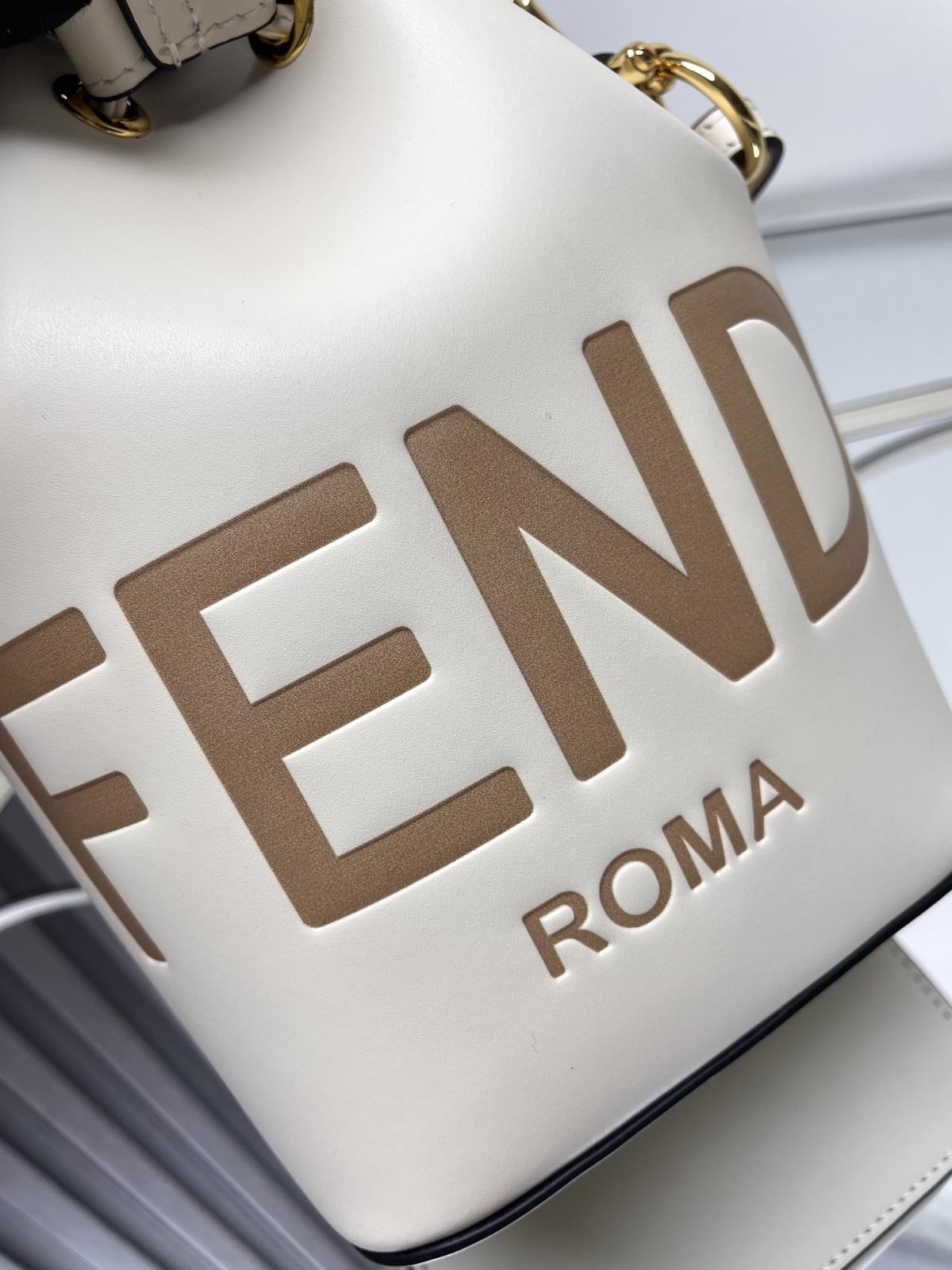 Fendi Mon Tresor Mini Bucket Bag - Image 5