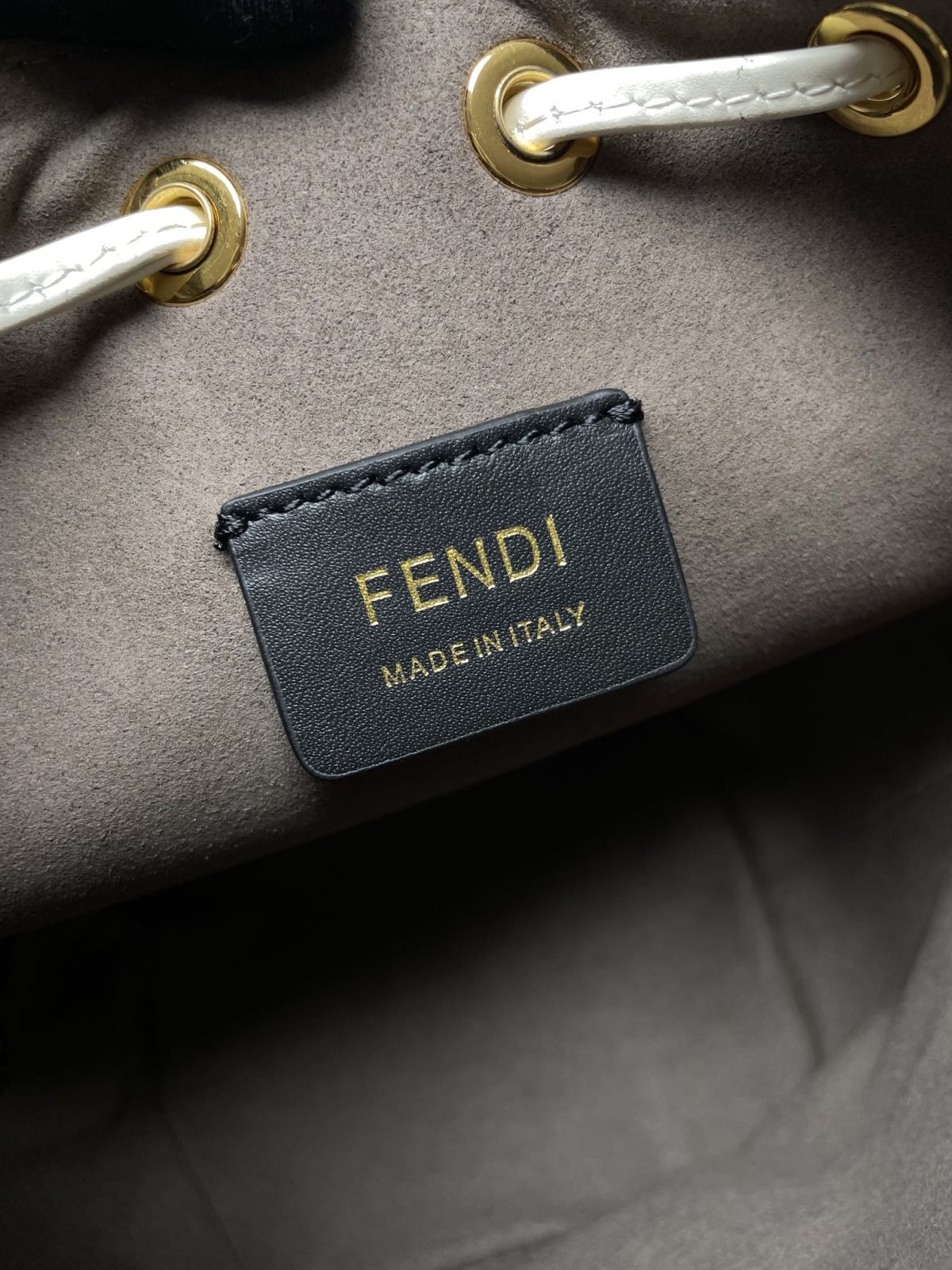 Fendi Mon Tresor Mini Bucket Bag - Image 9