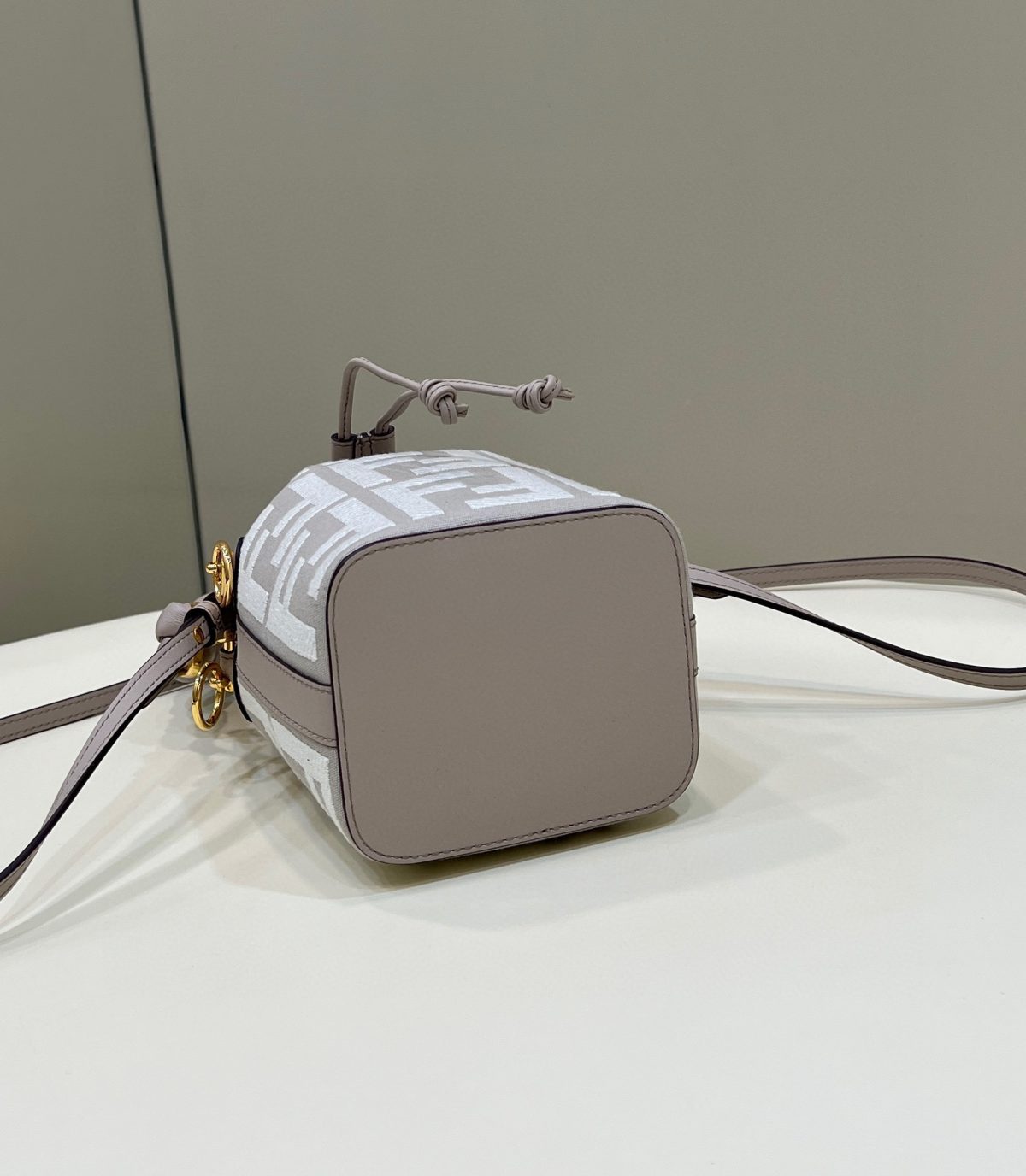 Fendi Mon Tresor Mini Bucket Bag - Image 2