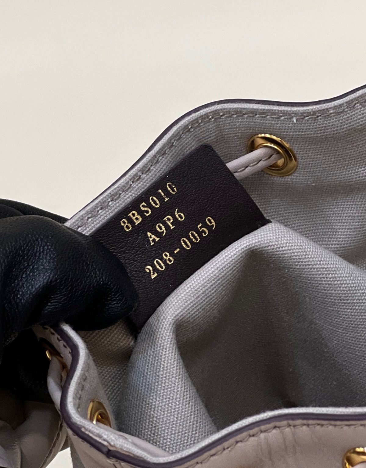 Fendi Mon Tresor Mini Bucket Bag - Image 6