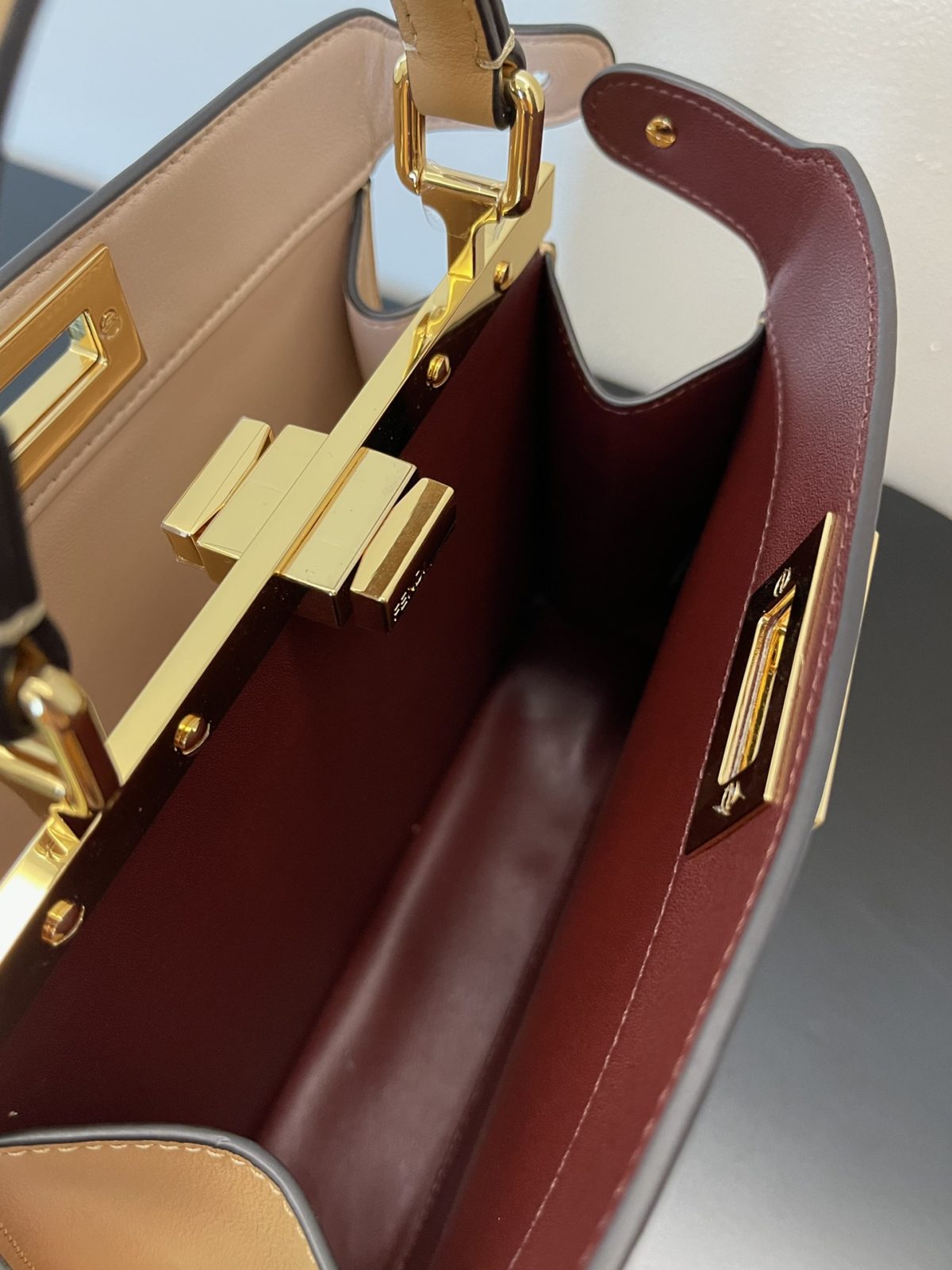 Fendi Peekaboo ISeeU Petite Medium Handbag - Image 8