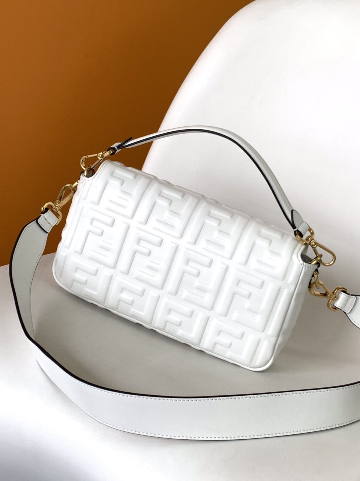Fendi Baguette Medium Bag - Image 2