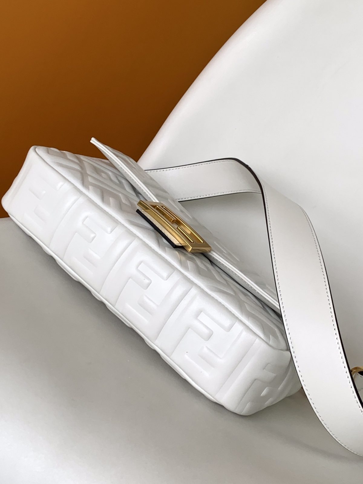 Fendi Baguette Medium Bag - Image 3