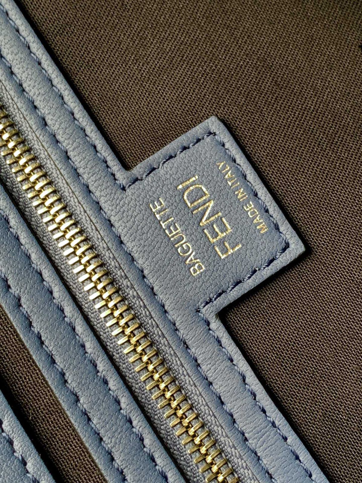 Fendi Baguette Medium Bag - Image 9