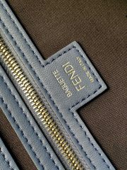 Fendi Baguette Medium Bag - Image 9