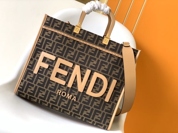 Fendi Sunshine Medium Shopping Bag