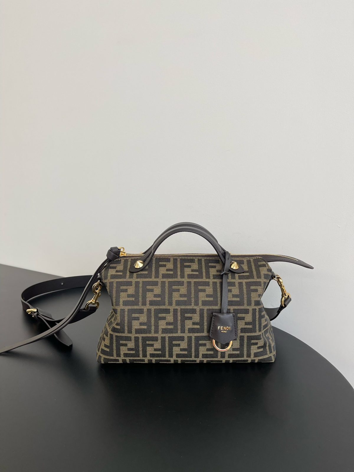 Fendi By The Way Soft Medium Bag - Image 2