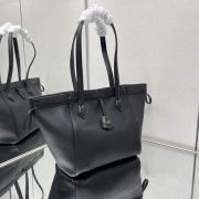 Fendi Origami Medium Shoulder Bag - Image 5