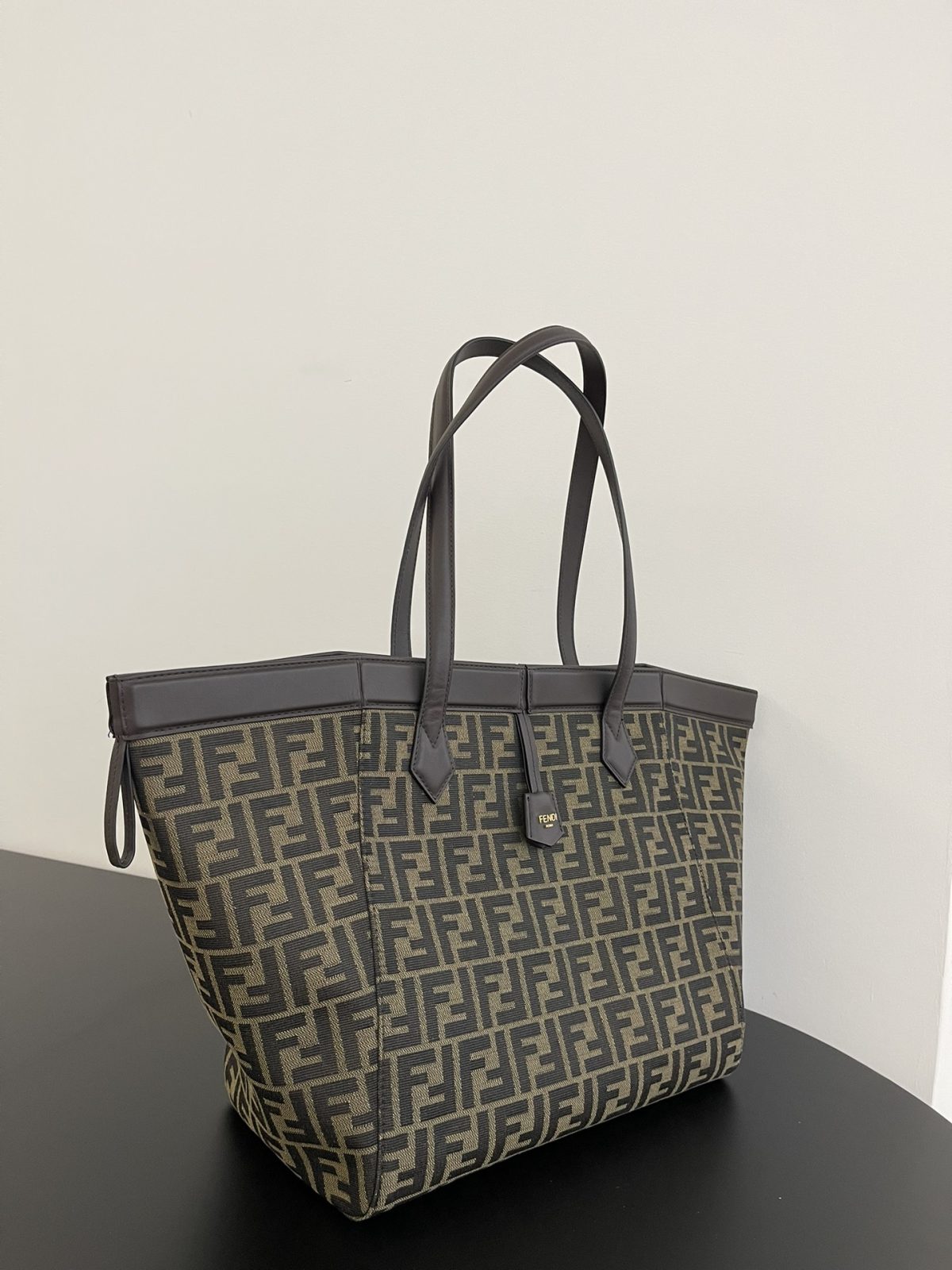 Fendi Origami Large Shoulder Bag - Image 5