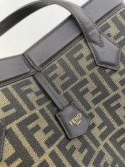 Fendi Origami Large Shoulder Bag - Image 6