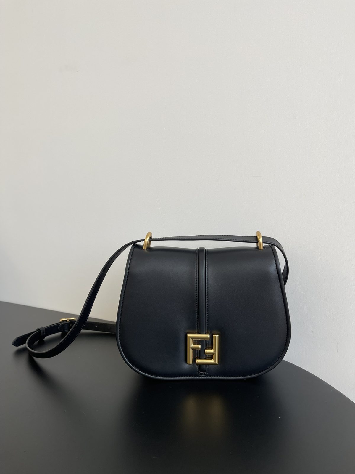 Fendi C'mon Medium Bag - Image 1
