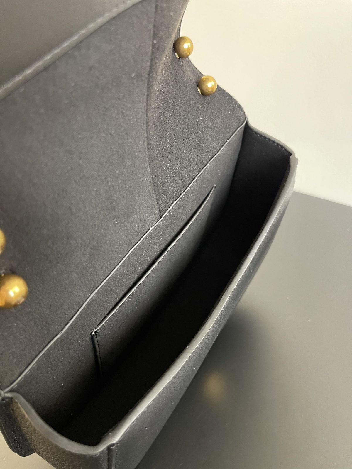 Fendi C'mon Medium Bag - Image 8