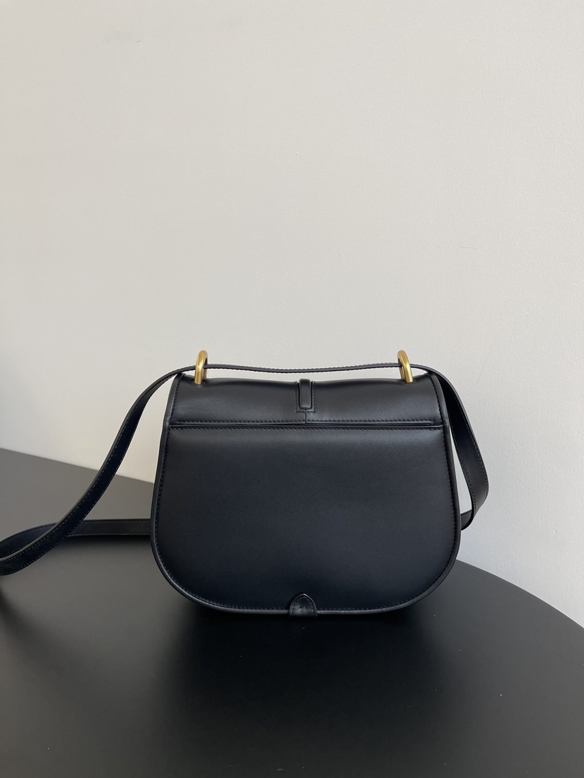 Fendi C'mon Medium Bag - Image 2