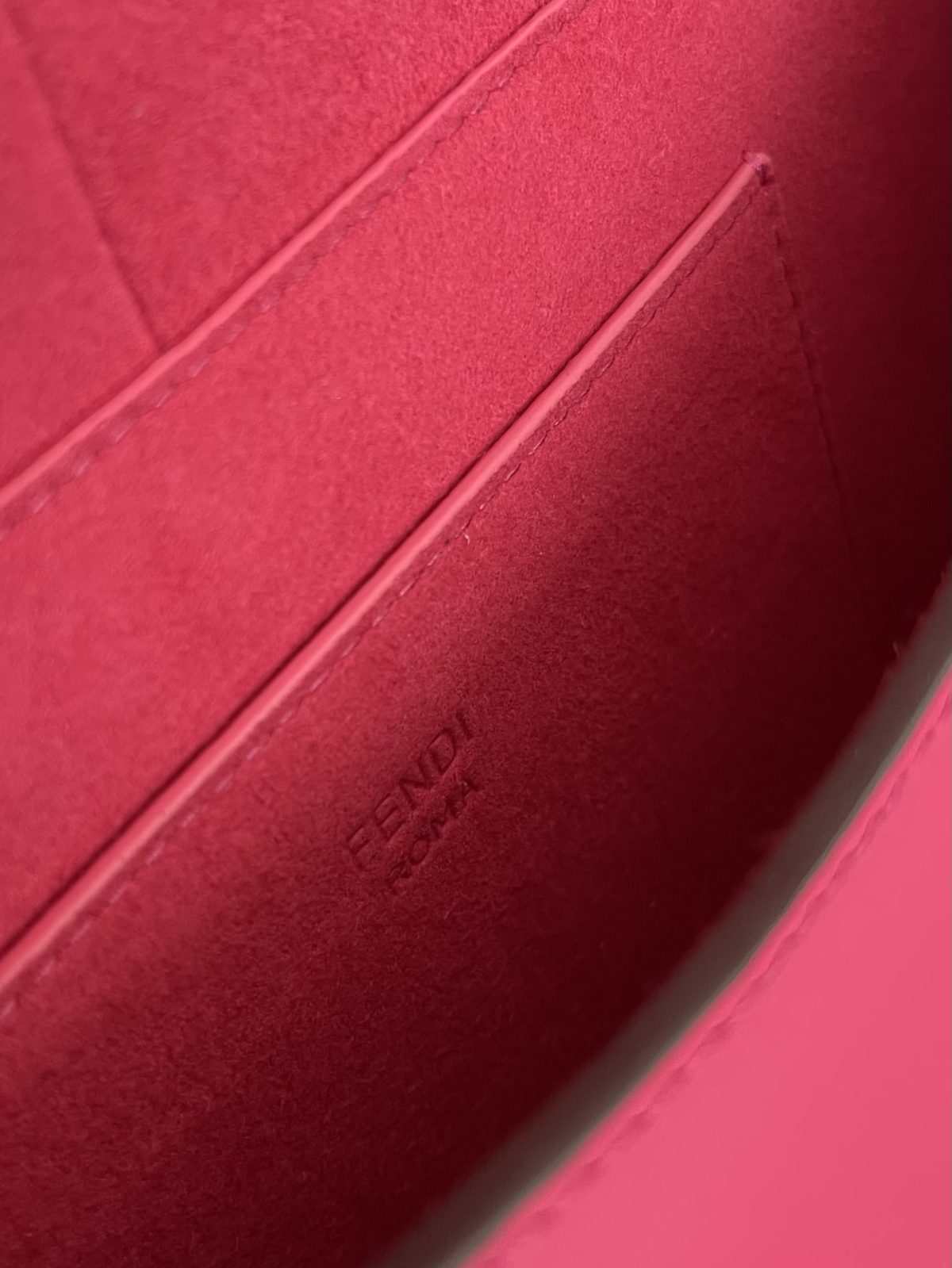 Fendi C'mon Medium Bag - Image 8