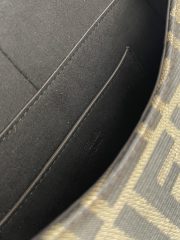 Fendi C'mon Medium Bag - Image 8