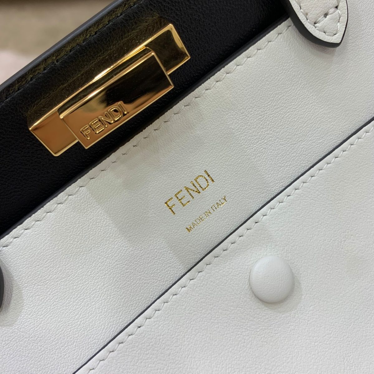 Fendi Peekaboo X-Lite Handbag - Image 4
