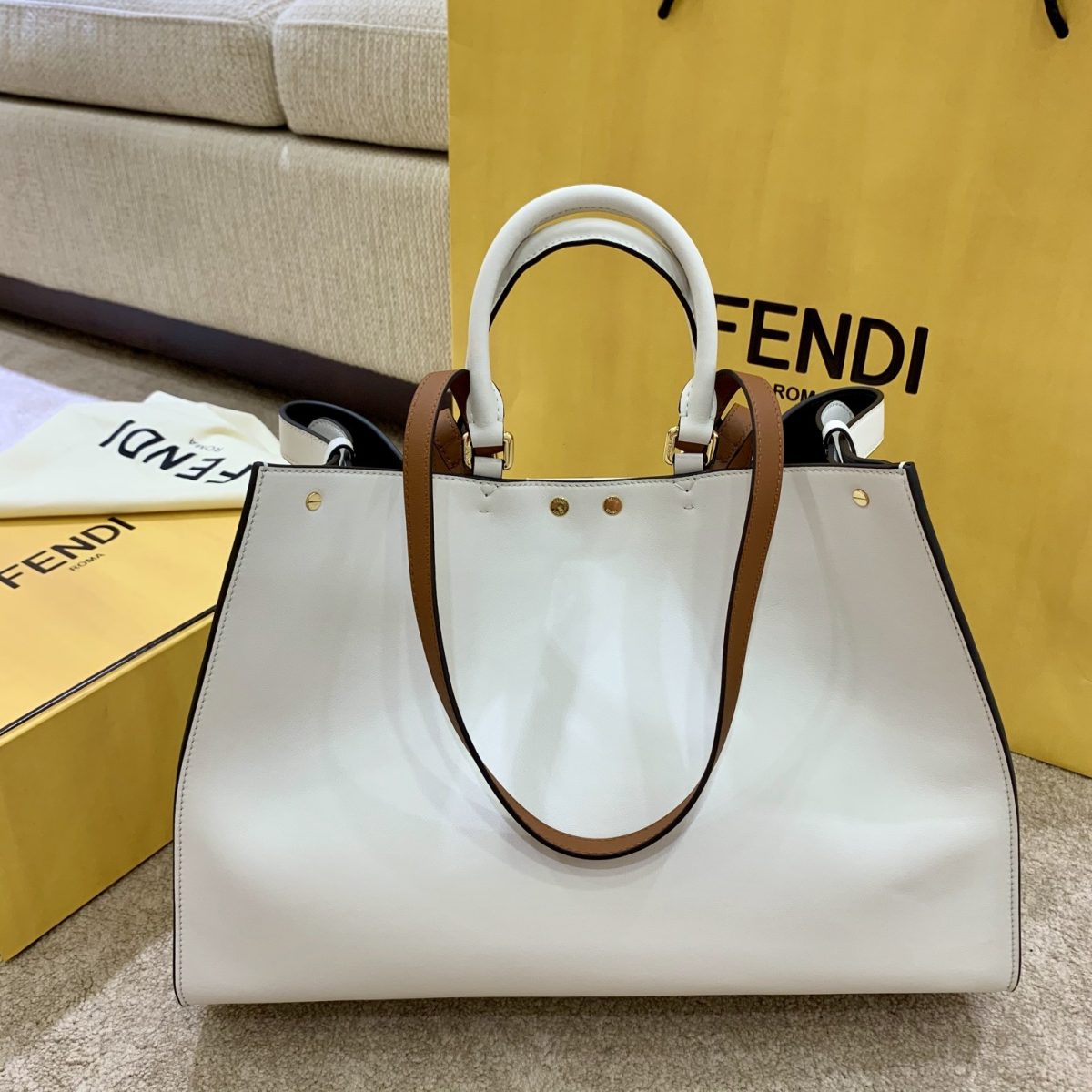 Fendi Peekaboo X-Lite Handbag - Image 2