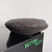 Bottega Veneta Jodie Handbag - Image 5