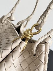 Bottega Veneta Medium Parachute Bag - Image 5