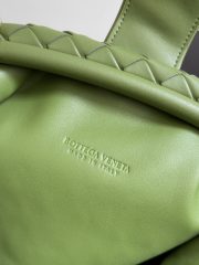 Bottega Veneta Medium Lauren Clutch - Image 7