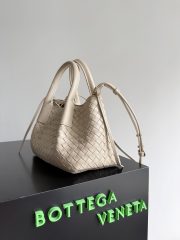Bottega Veneta Pinacoteca Small Bag - Image 2