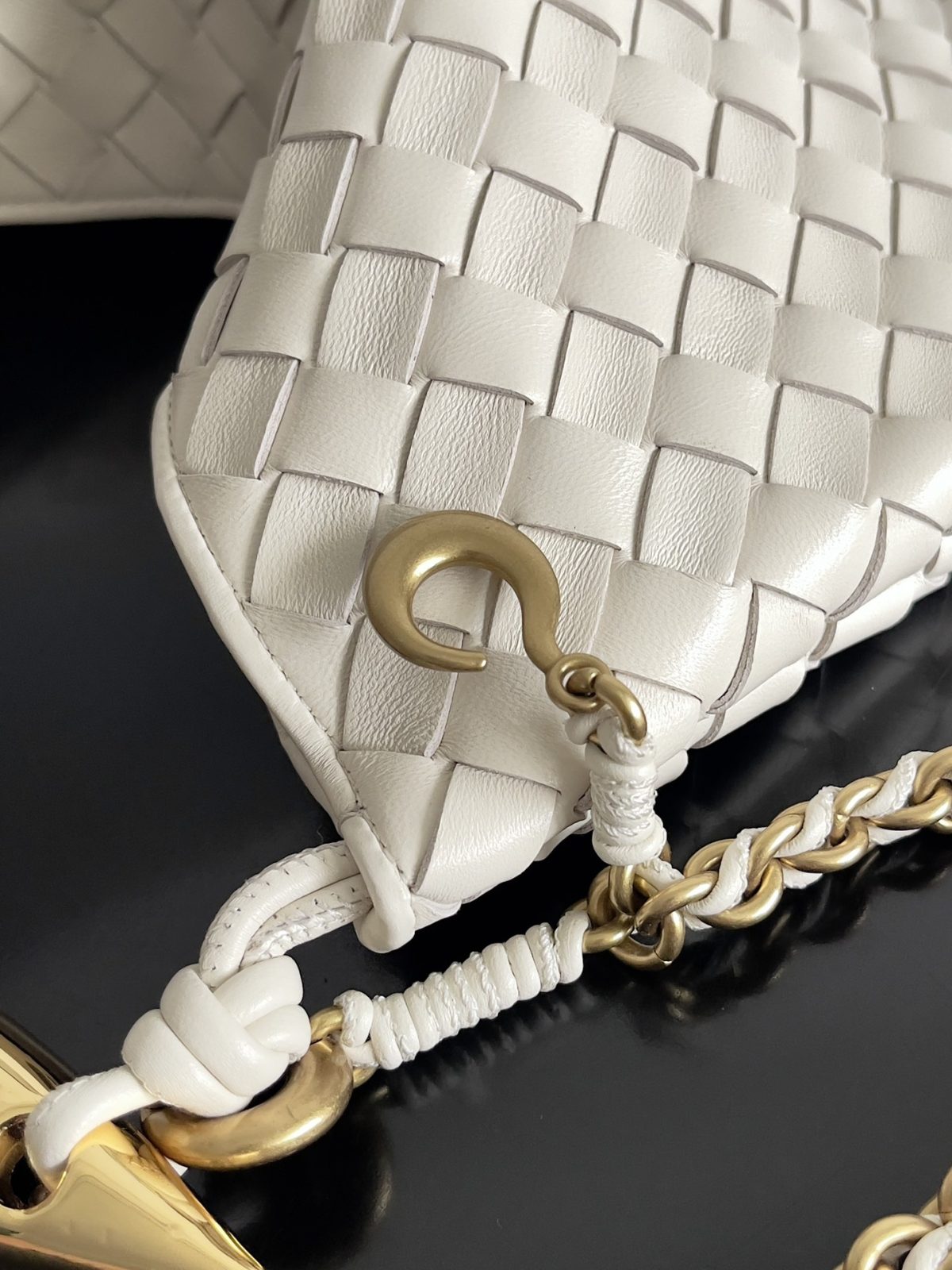 Bottega Veneta Sardine Bag - Image 8
