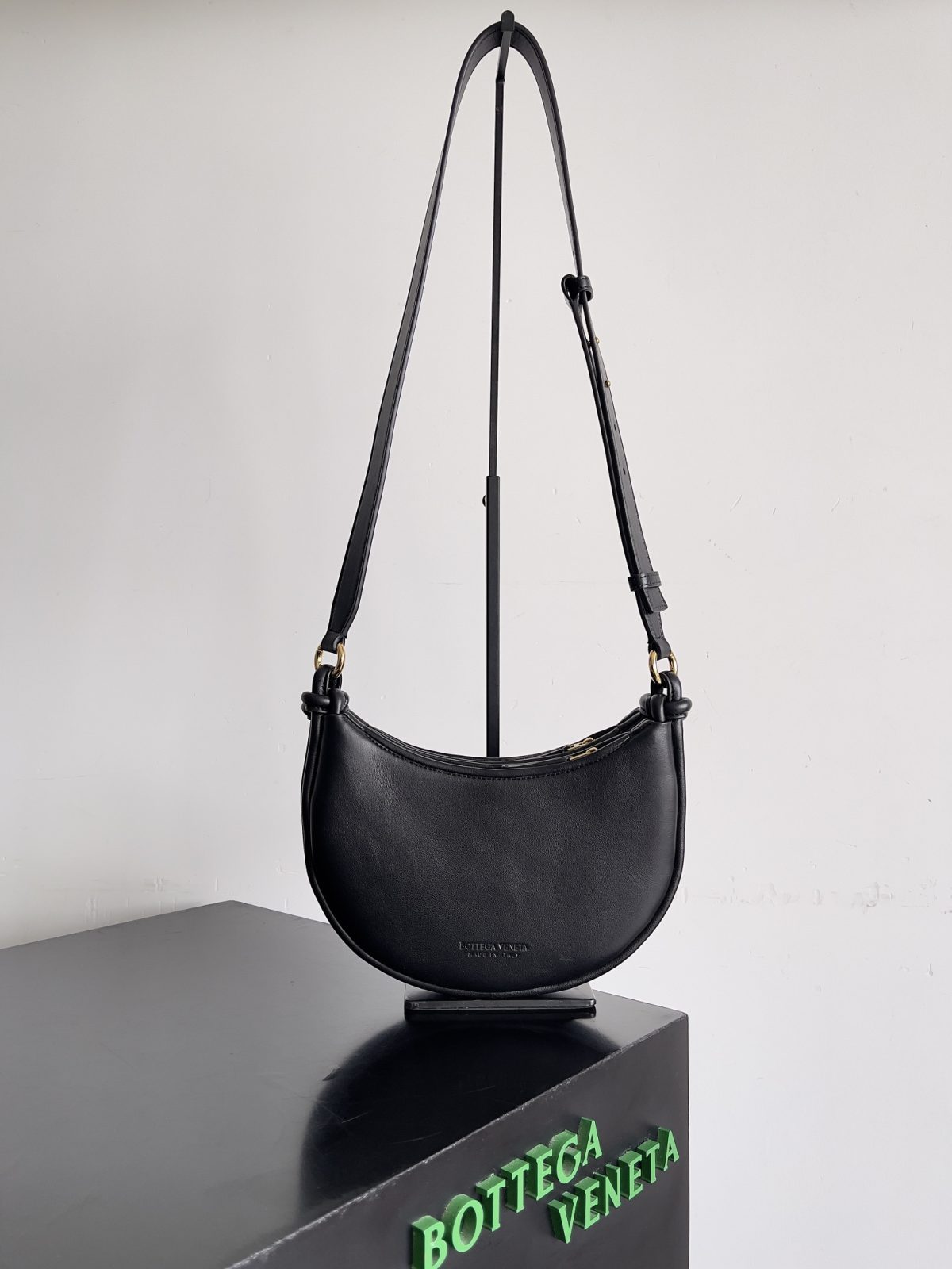 Bottega Veneta Gemelli Messenger Bag - Image 2