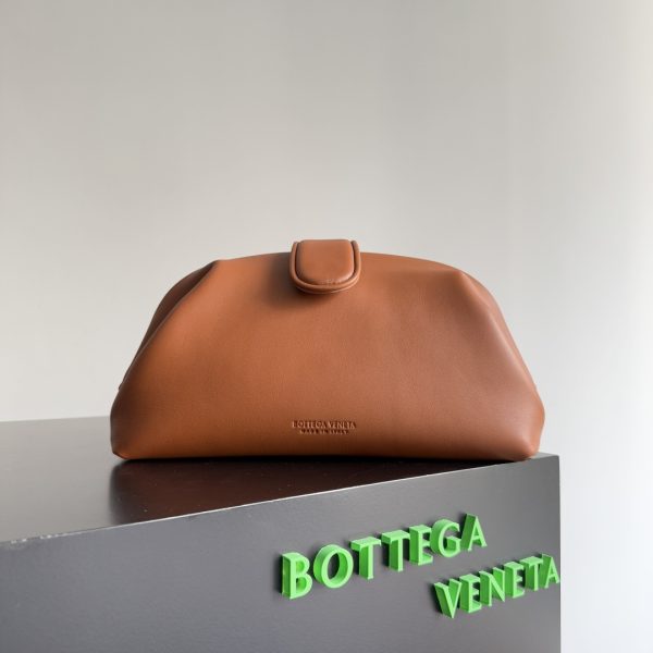 Bottega Veneta Medium Lauren Clutch