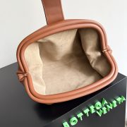 Bottega Veneta Medium Lauren Clutch - Image 5